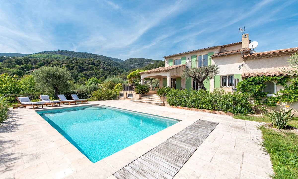 Tourrettes-sur-Loup Villa | HappyFew: Villa Tourrettes