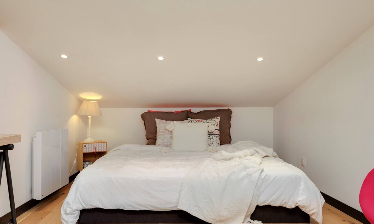Capucins - Victoire Apartment | Holiday Apartment "Perle Rare Au Coeur De Bordeaux" with Wi-Fi