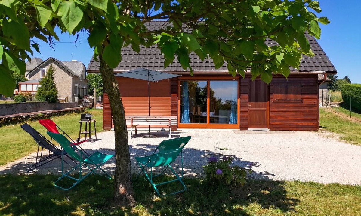 Darazac Ski Chalet | Homerez - Chalet in Darazac