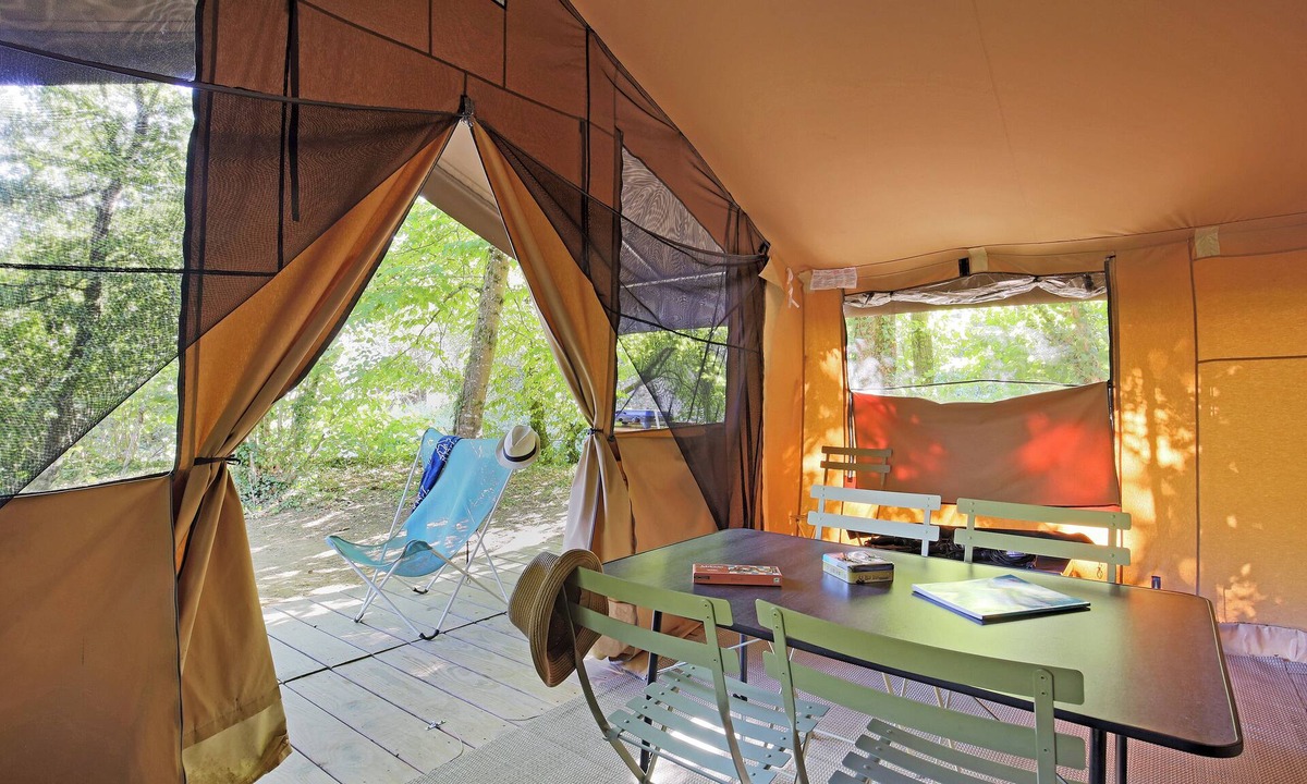 Saumur RV Rental | Huttopia Saumur