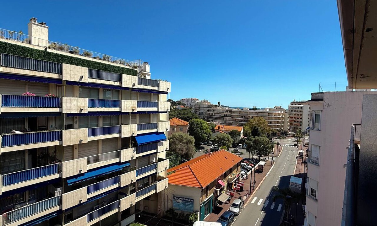 Juan-les-Pins Apartment | Juan les Pins - Apartment for 2 people - Wifi & Parking
