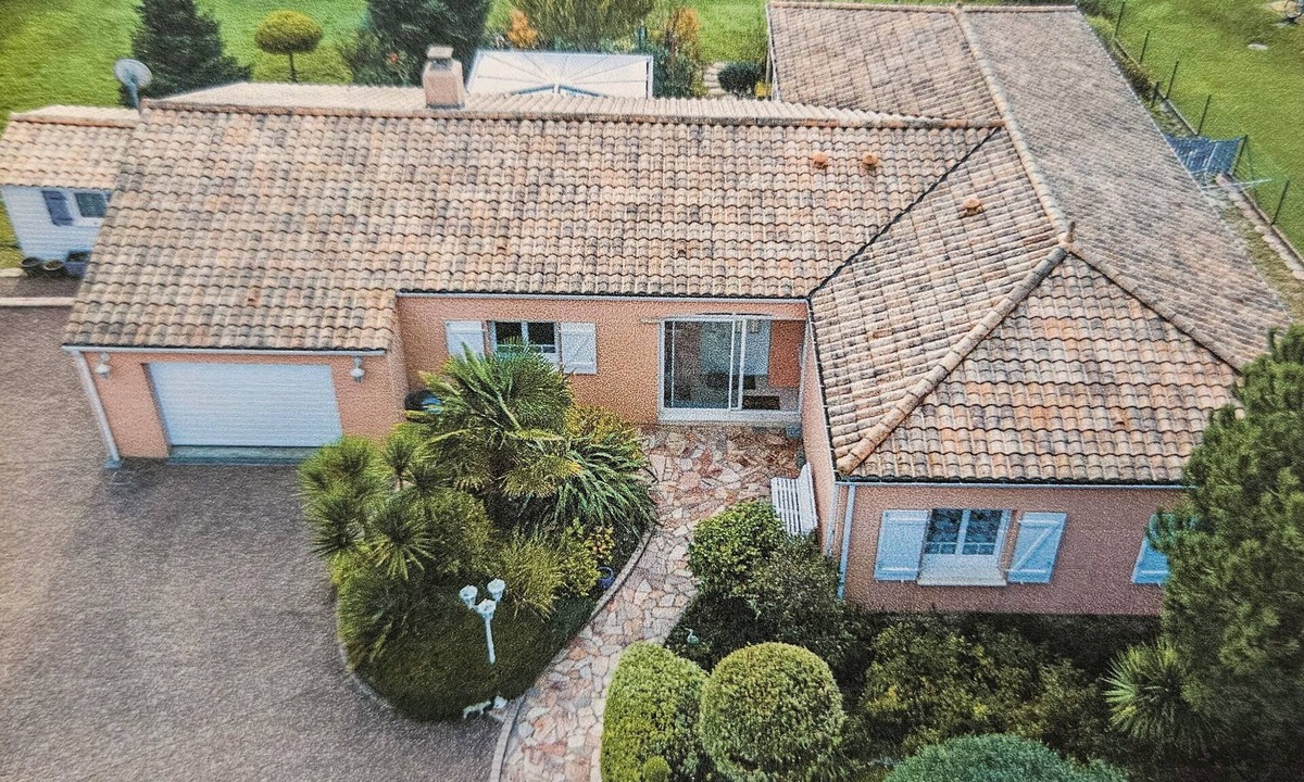 Le Fenouiller House | JULY SPECIAL: Vacation Rental in St Gilles Croix de Vie