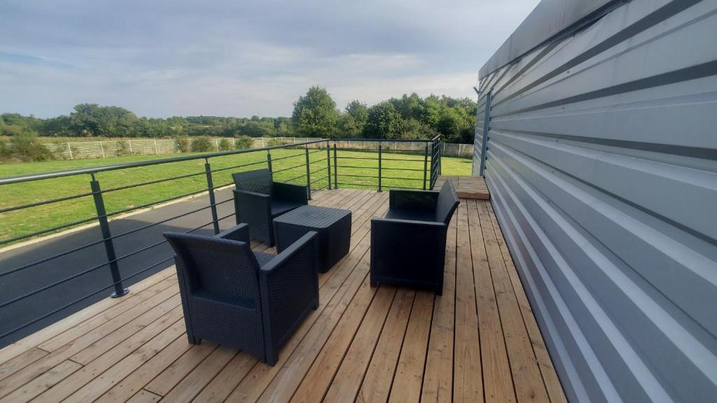 Malville Apartment | L'ATELIER 5 couchages avec climatisation