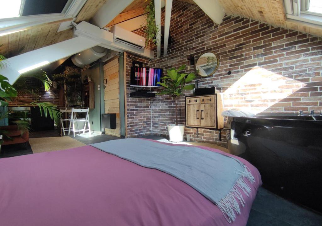 Canclaux Apartment | La cachette sous les toits balnéo climatisé