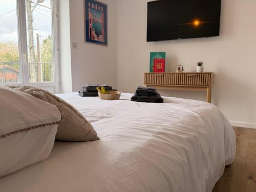 Jonzac Apartment | La Détente Jonzacaise Élégant Cocon