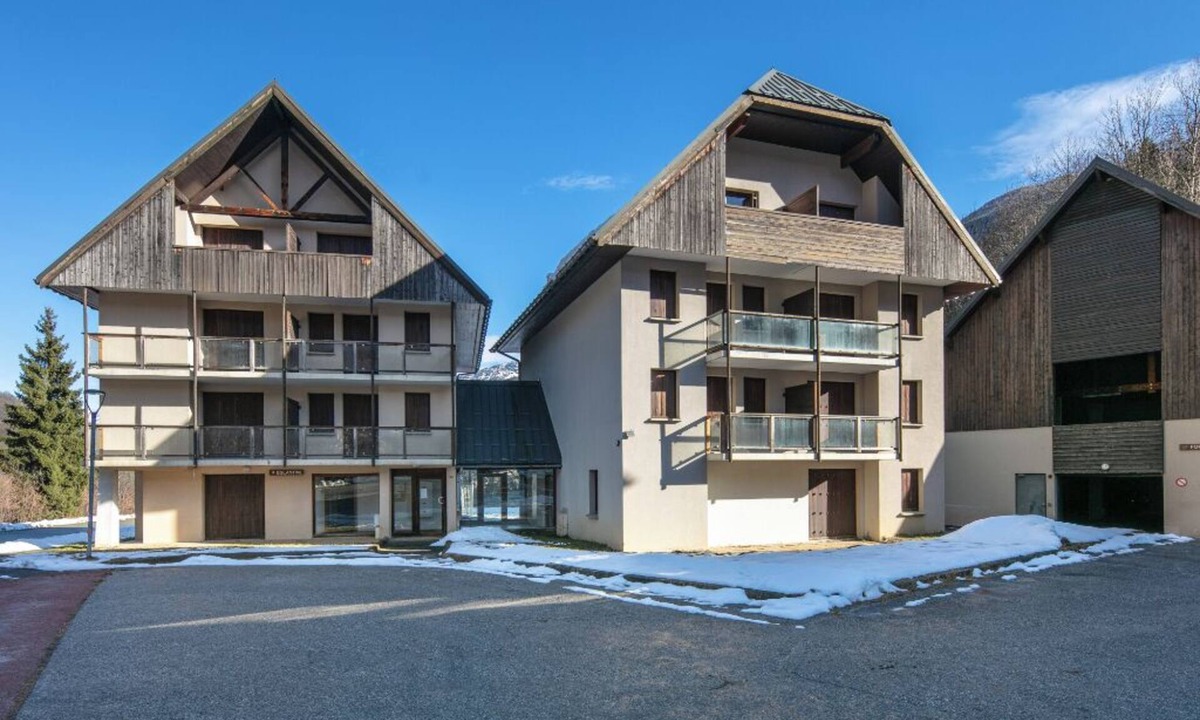 Saint-Colomban-des-Villards Apartment | La Perrière* 4P8S - Three Bedroom Apartment, Sleeps 8