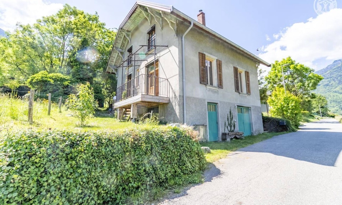 Belledonne House | La Maison D'odile Et Gratien