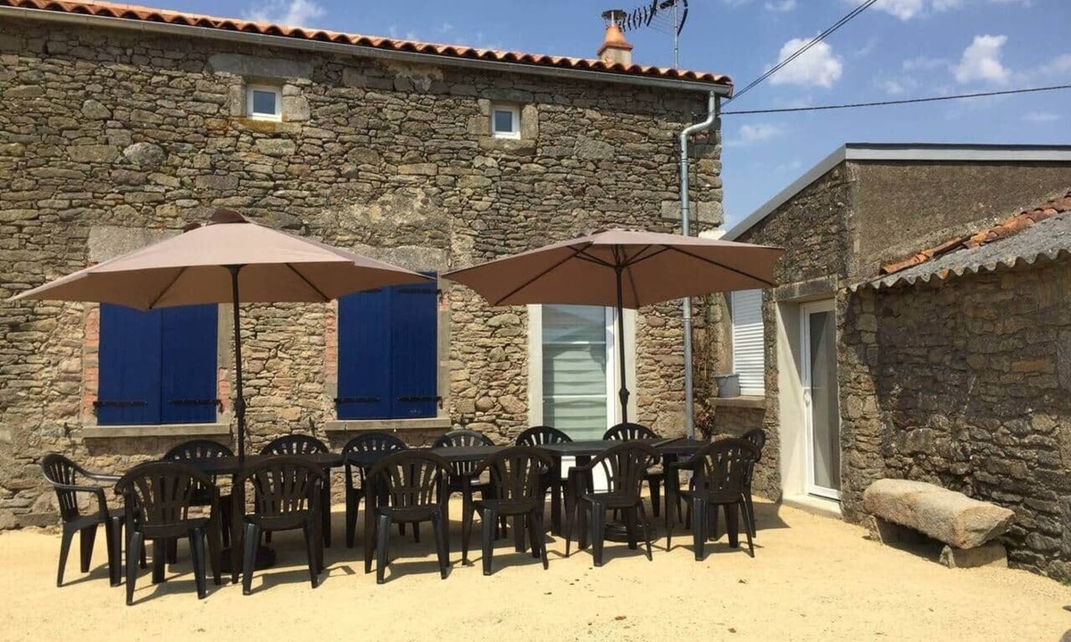 La Verrie House | La maison des Chataigniers Gîte 8-10 people
