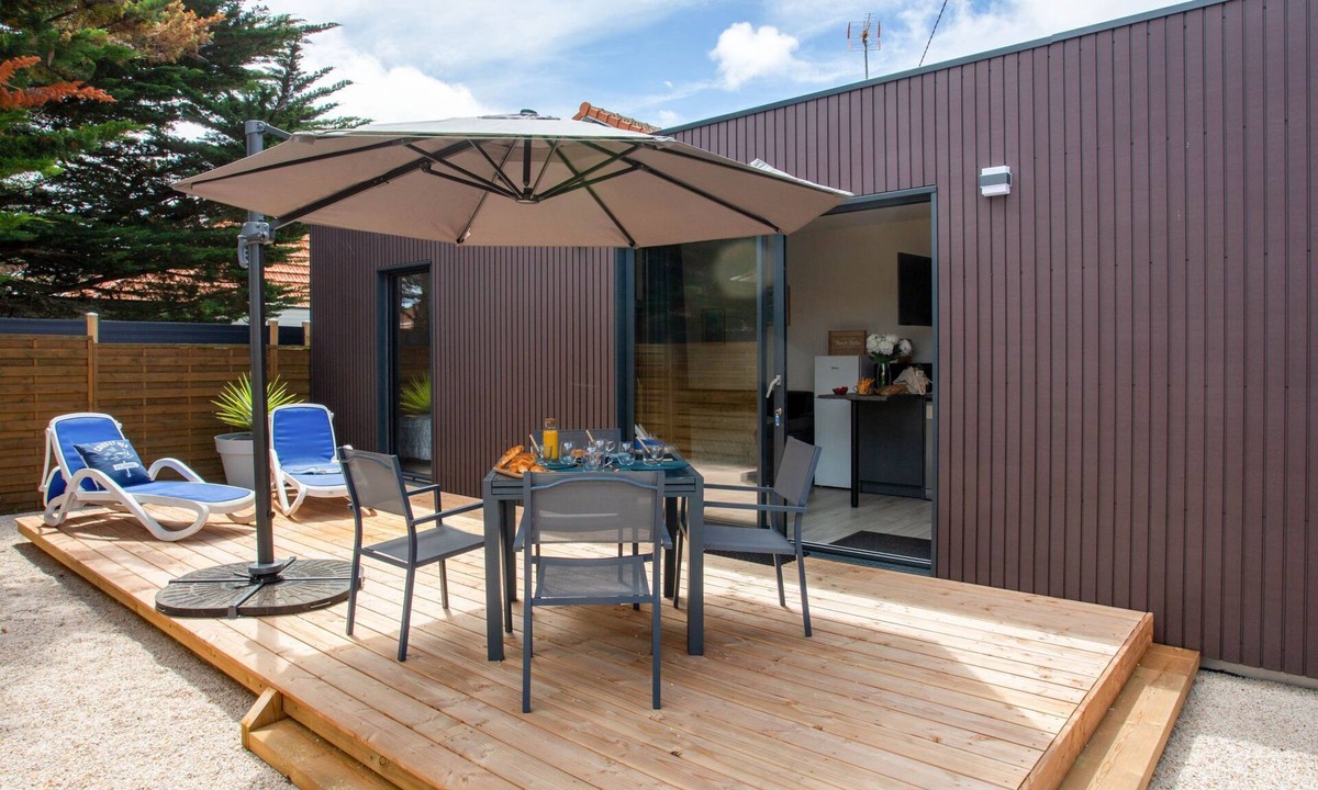 Tharon-Plage House | La Naty by Interhome