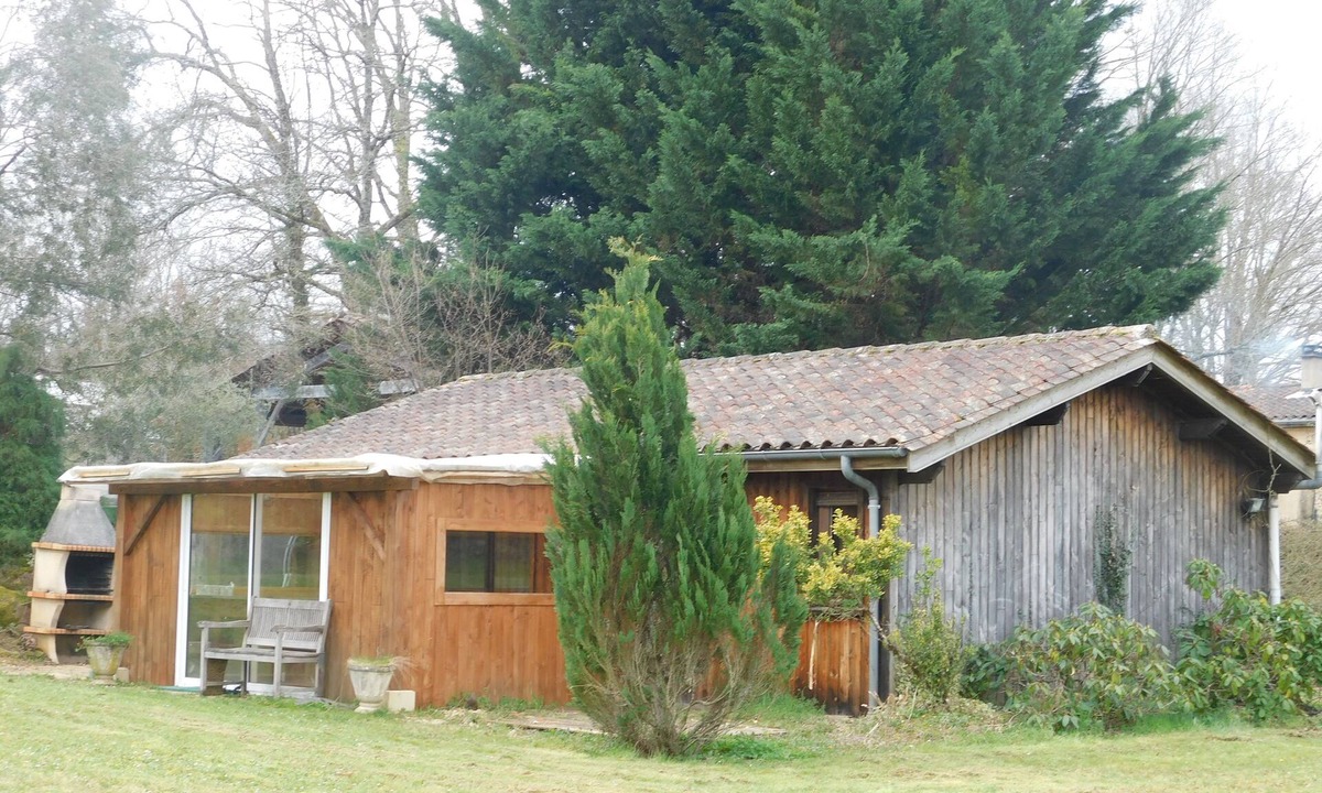 Sainte-Alvere House | La Petite Maison Dans la Prairie