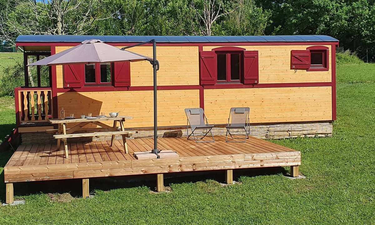 Condom Other | La Pouypardin, a caravan for a cosy stay