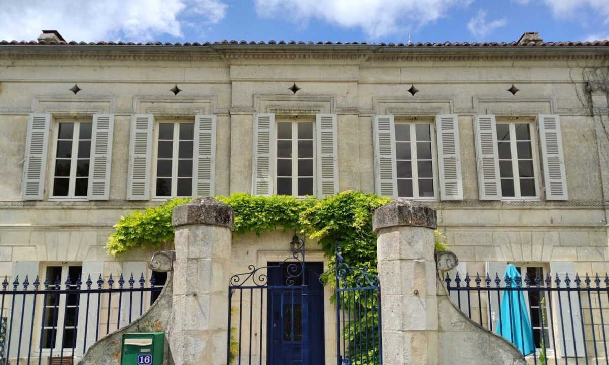 Champagnac House | La Villa des Lettres - 14 people