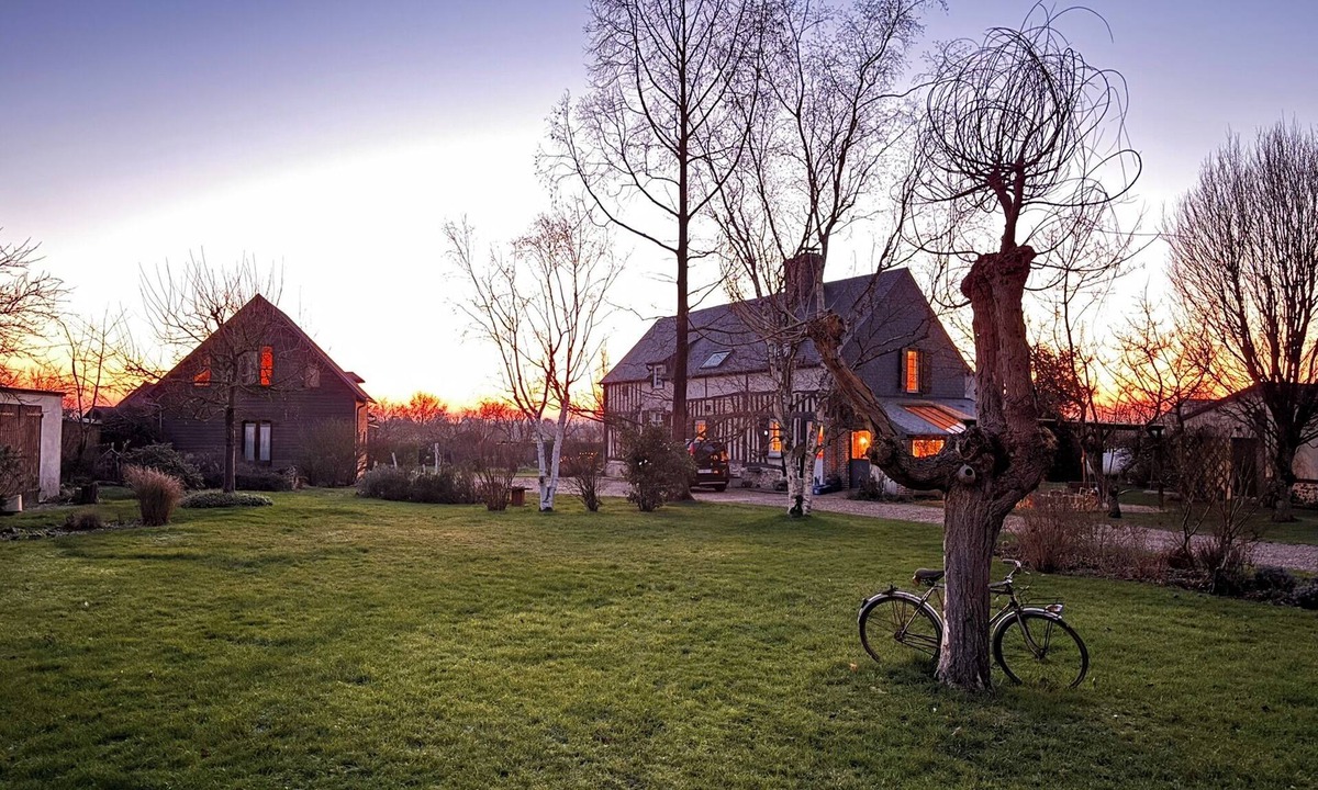 La Foret Du Parc House | Large-capacity cottage in Normandy! Peaceful yet close to everyth. Dogs welcome.