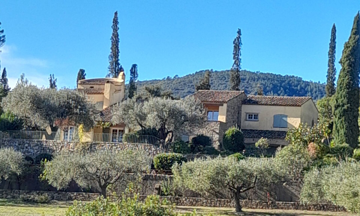 Plan-de-la-Tour House | Large family villa, swimming pool on 2 hectares, 2 steps from the village center.