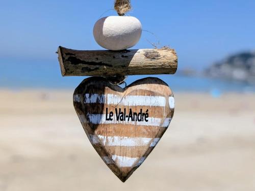 Pleneuf-Val-Andre Apartment | Le Cœur du Val-André, T2 à 60m de la plage