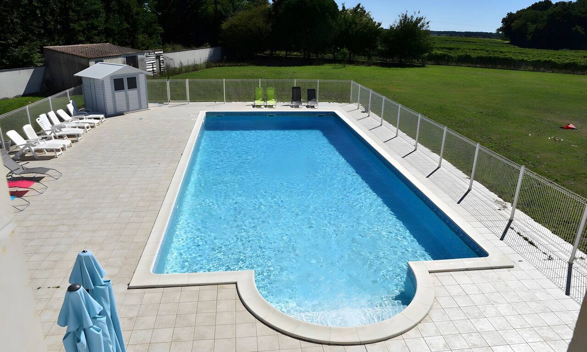 Saint-Quantin-de-Rancanne House | Le Clos Rançanne: 25-30 Guests, Pool on 1 Hectare, Events, Weddings – Near Royan, Saintes, Cognac