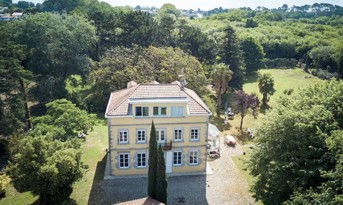 Boucau Villa | LE CLOS D'Y- Keyweek . Spacious Family Home in Boucau