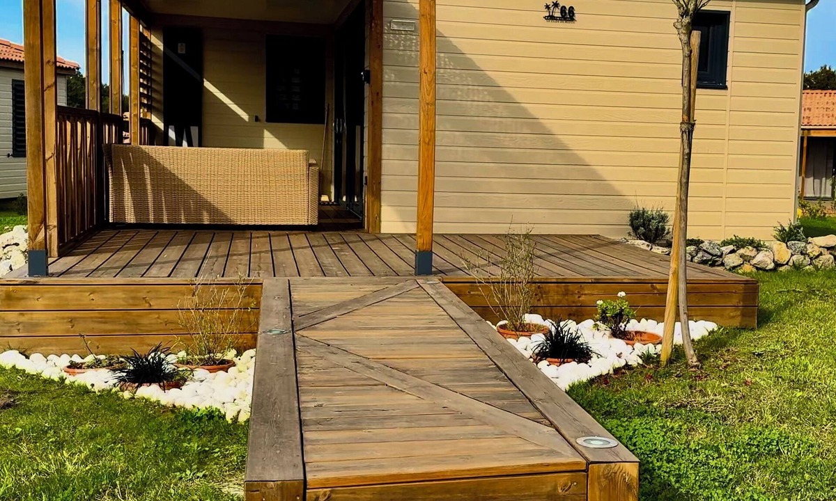 Saubrigues Cottage | Le Clos de Mizou Cosy chalet, pets welcome, 10 km from Capbreton.