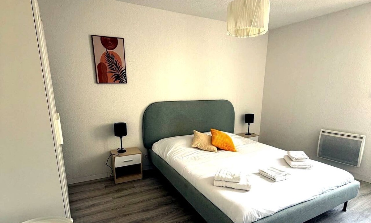 Libourne Apartment | Le Libournais - One Bedroom Apartment, Sleeps 3