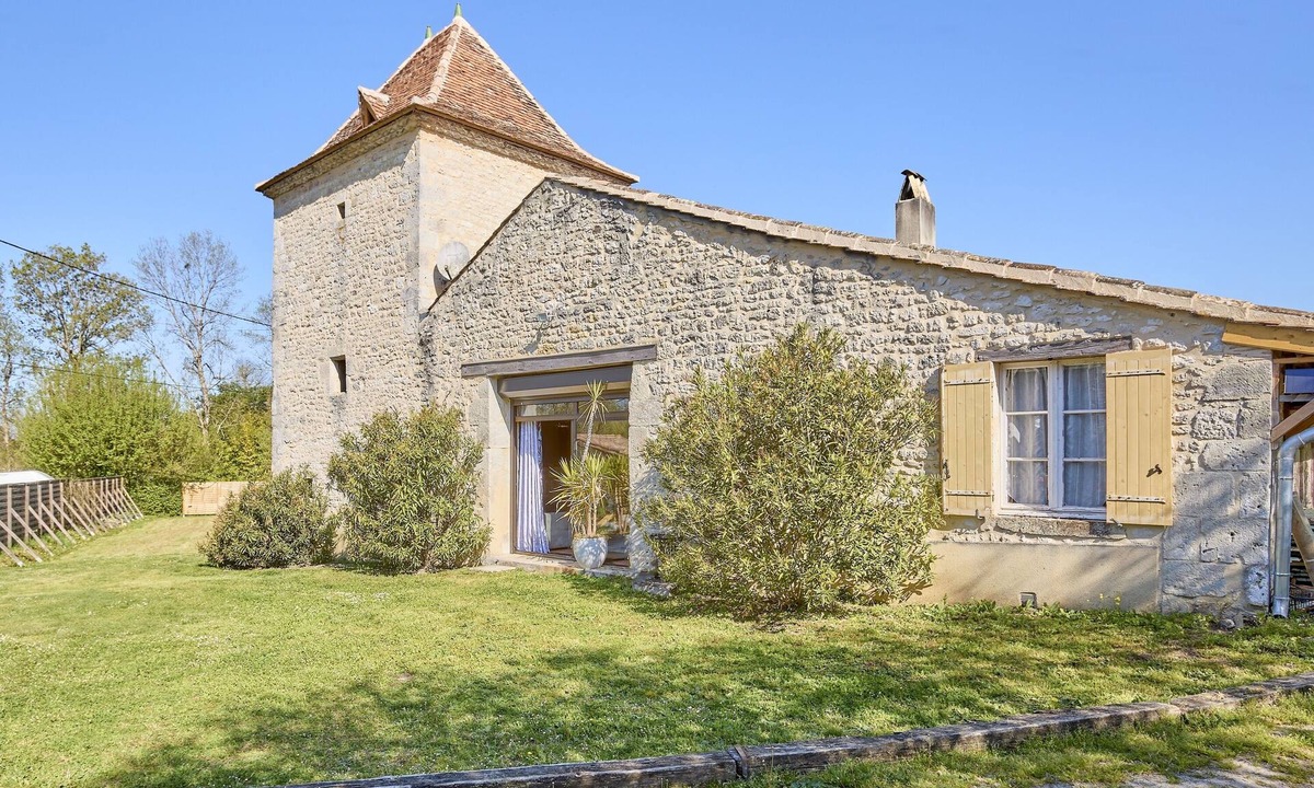 Thenac House | Le Pigeonnier - Piscine Privée et Jacuzzi