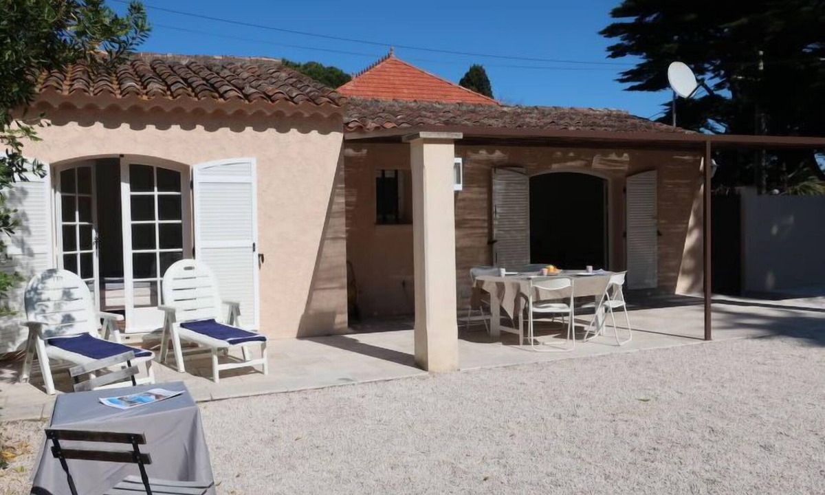 Saint-Tropez House | Le Pilon by Interhome
