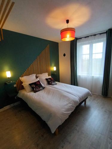 Argenton-les-Vallees House | Les chambres de la Vallée