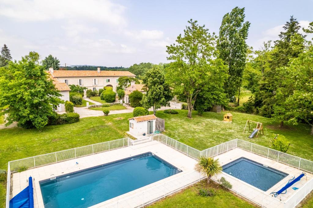 Ronsenac House | Les Glycines
