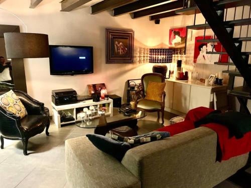 Grezes House | Les lauriers du loft