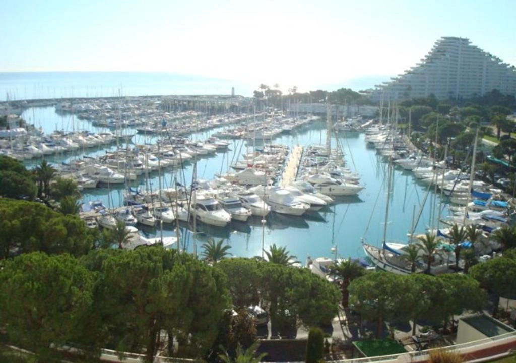 Villeneuve Loubet Beach Apartment | Location Appart Climatisé - 4 Couchages - Villeneuve-Loubet Plage - FR-1-252A-32