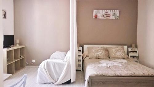 Jonzac Apartment | LOCATIONS RIVES DE SEUGNE - De Gaulle