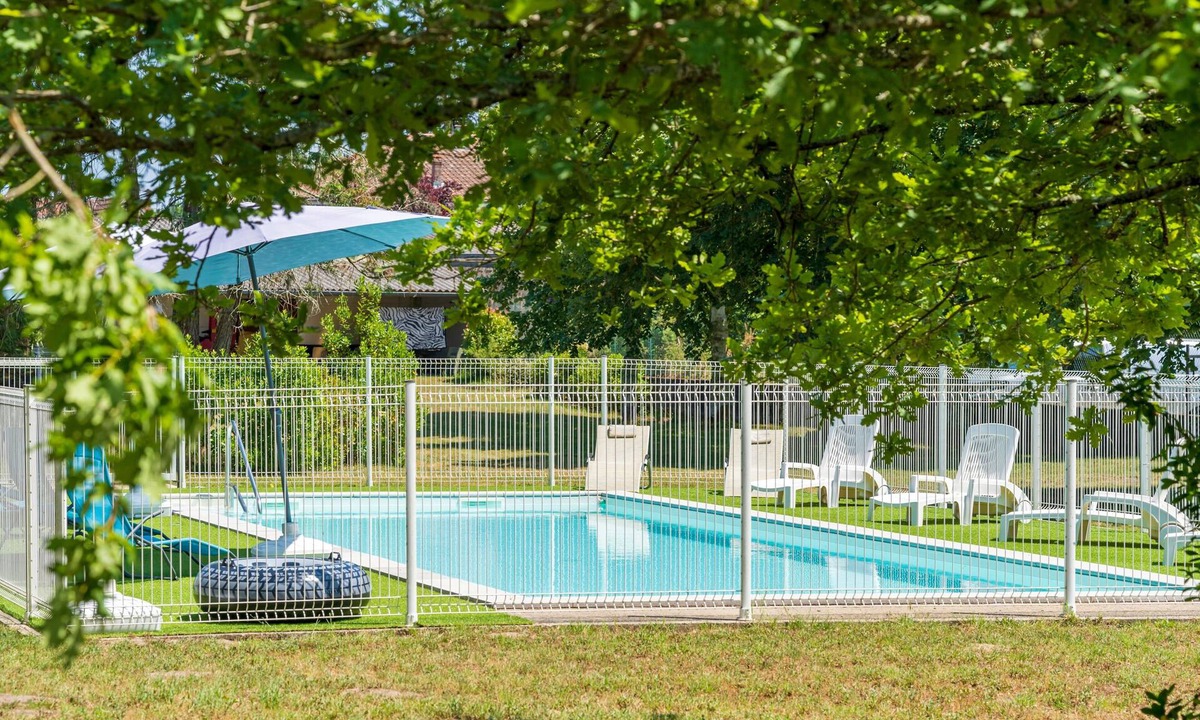 Lesperon Villa | "Lodge 3" with Shared Pool, Private Terrace and Shared Garden