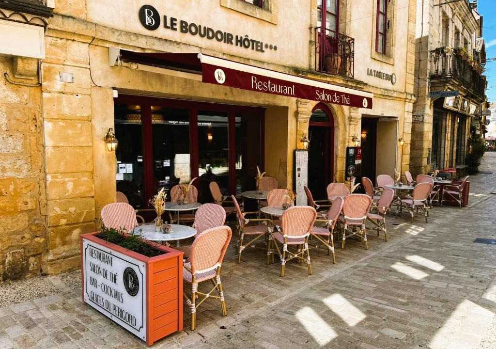 Pays-de-Belves Hotel | Logis Hôtel Le Boudoir