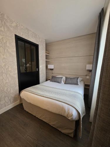 Voves Hotel | Logis Hôtel Restaurant Le Quai Fleuri