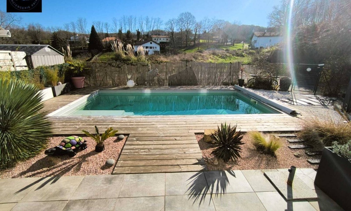 Lahonce House | Maison Avec Piscine