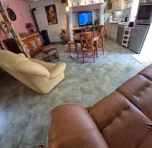 Noyant-Villages Apartment | Maison campagnarde
