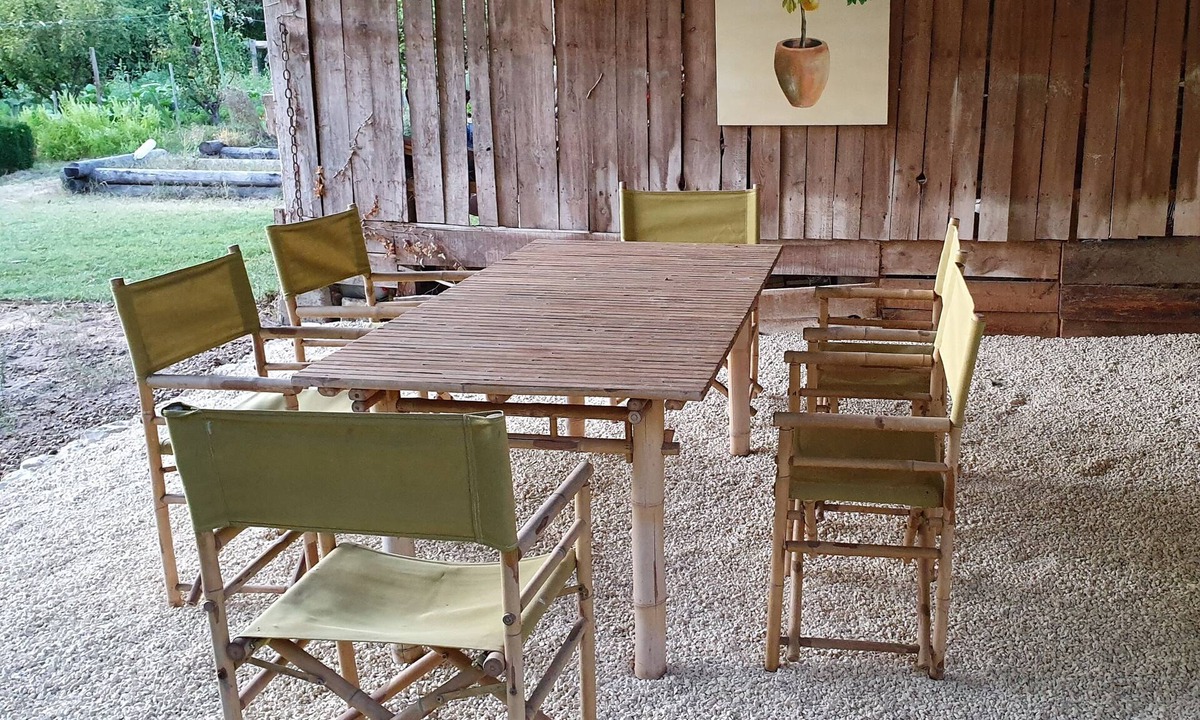 Razines House | Maison Cosy Avec un Grand Jardin Verdoyant
