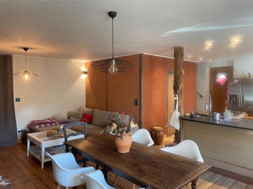 Aiguebelette-le-Lac House | Maison de village 5 personnes