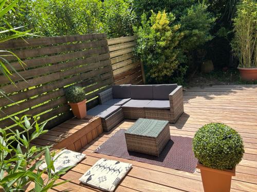 La Celle-sous-Gouzon Bed & Breakfast | Maison et jardin