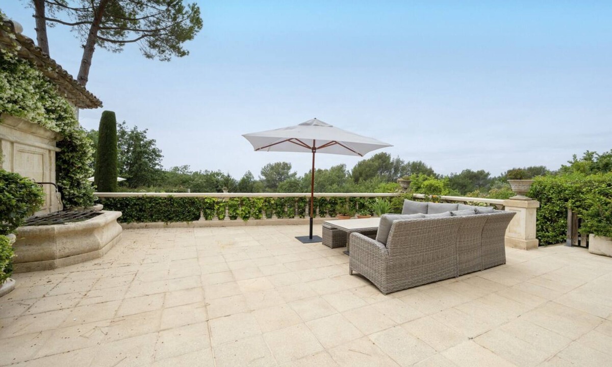 Roquefort-les-Pins Villa | Maison Lavande - Four Bedroom Villa, Sleeps 6