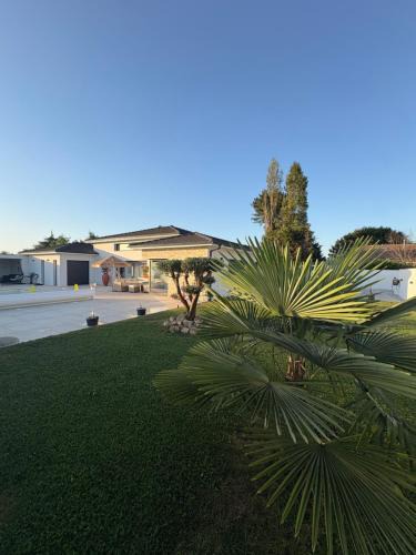 Bordeaux City Centre Villa | Maison Moderne avec piscine à 20 mn de bordeaux centre