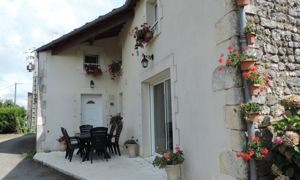 Pons House | Maison sur Propriété Viticole, Avec Piscine Chauffée