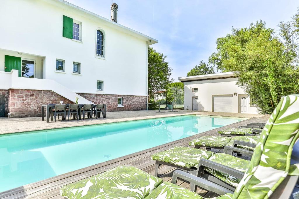 Labouheyre House | Maroutine - AC - Piscine & Tennis
