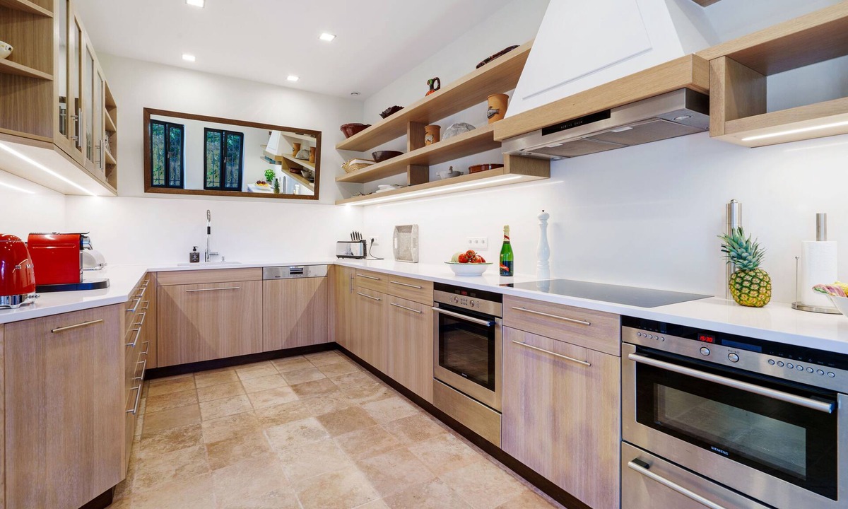 Saint-Tropez House | Mas de la Tour is an Idyllic property close to Beaches and St Tropez.