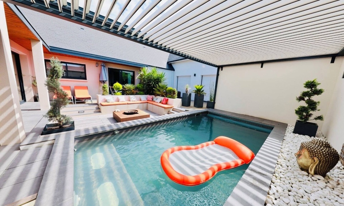 La Baule-Escoublac Villa | Mini-Villa 75m² piscine jacuzzi salle de sport privatisés à 800m des commerces