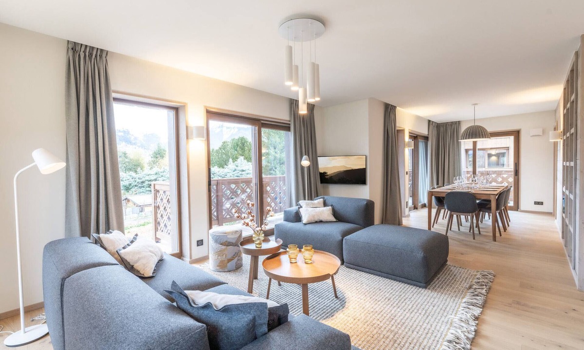 Le Praz Apartment | Modern apartment in Courchevel Le Praz center with Wifi and parking