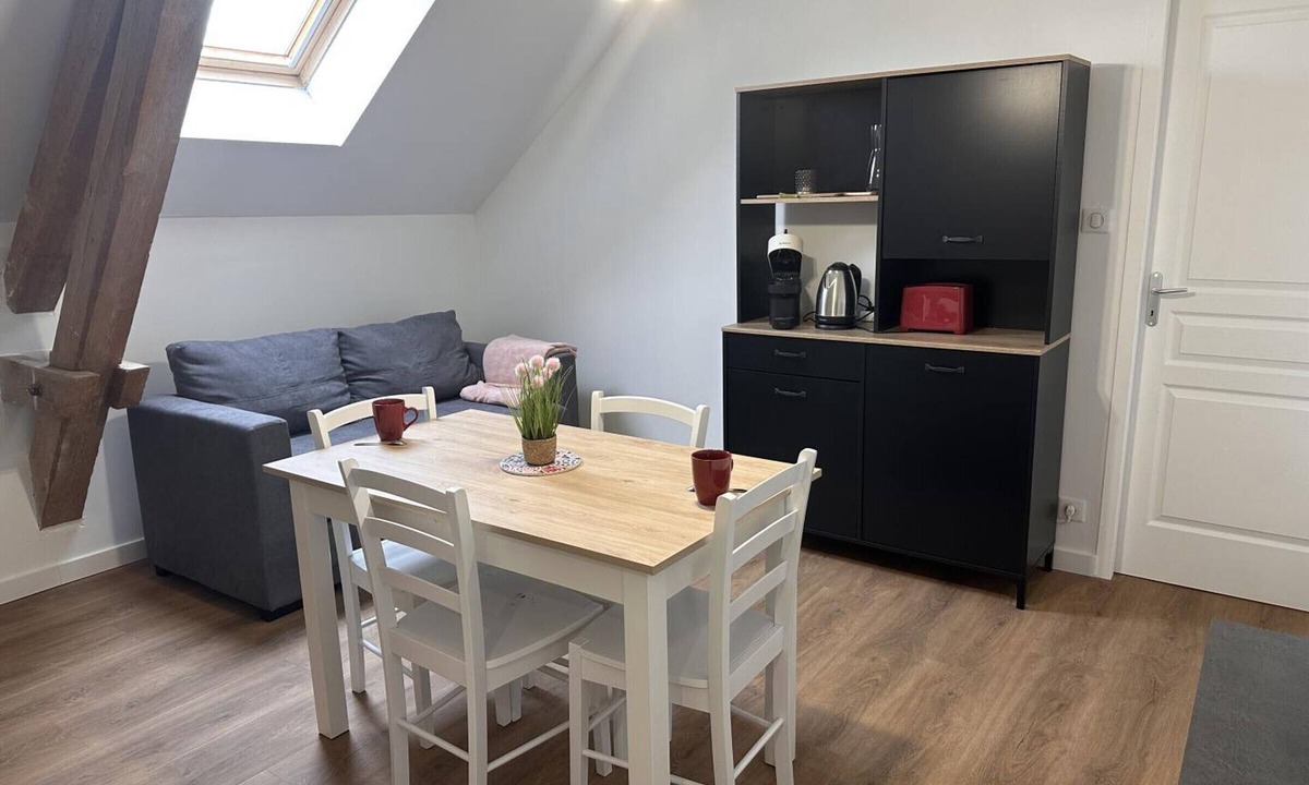Saint-Bonnet-de-Four Cottage | Nature Getaway, Pets Welcome, Parking and Wifi Included