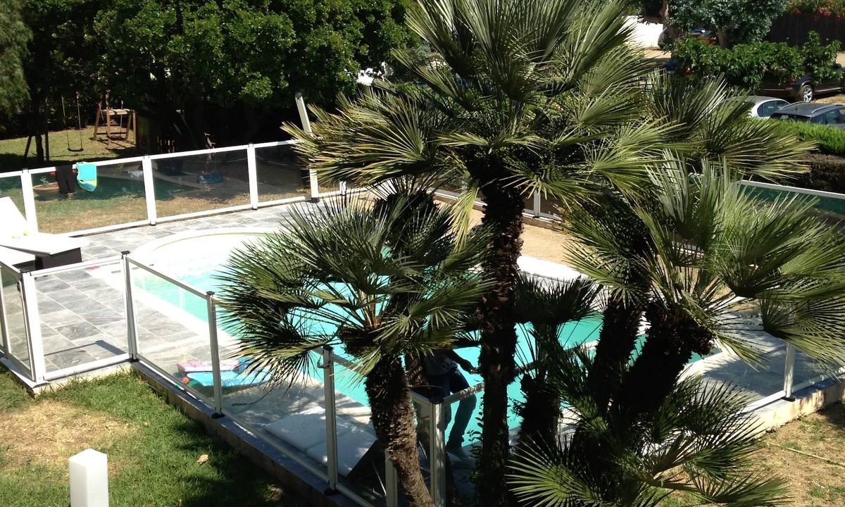 La Croix-Valmer Villa | Near St Tropez Villa 200m2 waterfront, garden, swimming pool, air conditioning