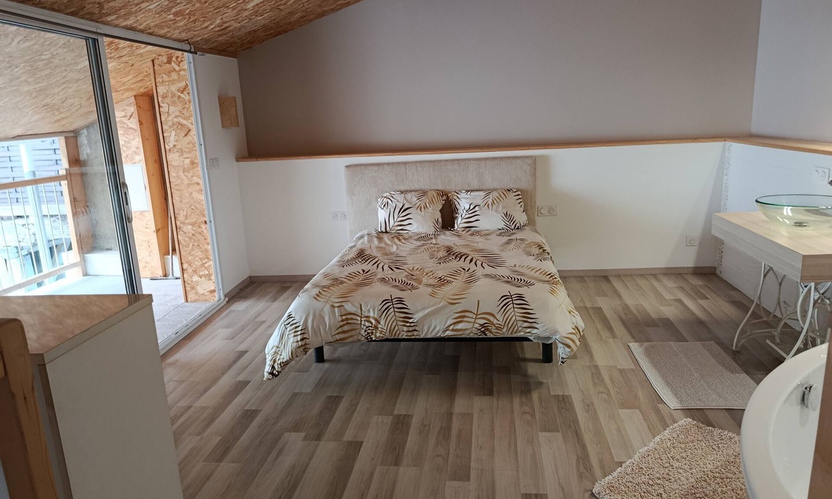 Plaisance Apartment | New apartment with electric gate. 10 min from Marciac.