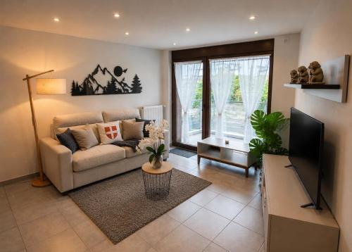 Challes-les-Eaux Apartment | New Appart Cocon chic 2 ou 4 pers Lac et Montagne