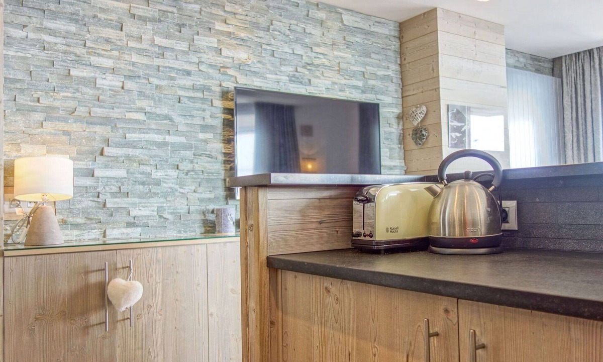 Val Claret Apartment | Nice apartment for 8 guests with WIFI, TV and balcony